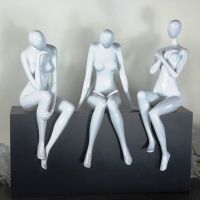 Simply Chic Polyresin White Ladies With Wooden Base