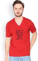 Campus Sutra Solid Men's V-neck Red T-Shirt