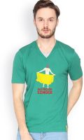 Campus Sutra Solid Men's V-neck Dark Green T-Shirt