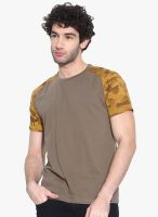 Cult Fiction Brown Solid Round Neck T-Shirt