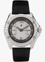 Fastrack 3063Sl01 Black / White Analog Watch