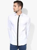 Invern by Monteil White Printed Slim Fit Casual Shirt