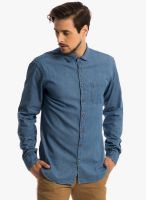 Specimen Blue Solid Slim Fit Casual Shirt