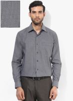 Raymond Black Checks Regular Fit Formal Shirt