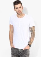 Tom Tailor Off White Solid Henley Neck T-Shirt