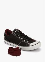 Converse Black Sneakers