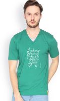 Campus Sutra Solid Men's V-neck Dark Green T-Shirt