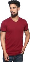 Nucode Solid Men's V-neck Maroon T-Shirt