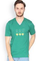 Campus Sutra Solid Men's V-neck Dark Green T-Shirt