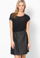 People Black Colored Printed Shift Dress
