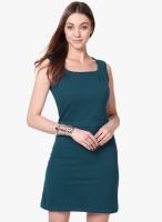 Besiva Green Color Solid Bodycon Dress