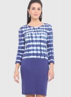 Femenino Navy Blue Colored Printed Bodycon Dress