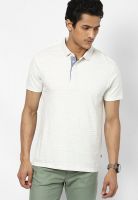 Levi's Off White Solid Polo T-Shirts