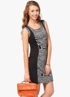 Harpa Black Colored Printed Bodycon Dress
