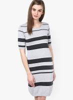 The gud look Grey Colored Printed Bodycon Dress