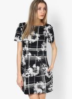 French Connection Black Colored Printed Skater Dress