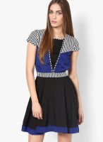 MB Black Colored Printed Shift Dress