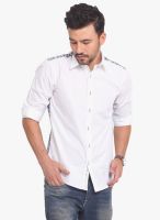 Exitplay White Printed Regular Fit Casual Shirt