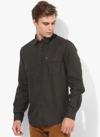 Indian Terrain Olive Solid Slim Fit Casual Shirt