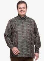 Pluss Brown Printed Regular Fit Casual Shirt