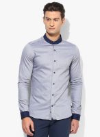 Sisley Blue Solid Slim Fit Casual Shirt