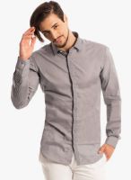 Specimen Grey Solid Slim Fit Casual Shirt