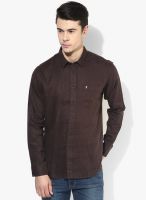 Izod Coffee Solid Slim Fit Casual Shirt