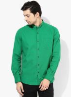 London Bridge Green Slim Fit Casual Shirt