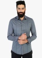 Mr Button Grey Solid Slim Fit Casual Shirt