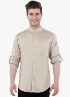 Nick & Jess Camel Solid Slim Fit Casual Shirt