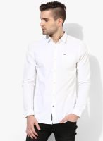 Tommy Hilfiger White Slim Fit Casual Shirt