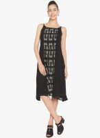 Globus Black Colored Printed Shift Dress