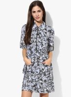 MIAMINX Blue Colored Printed Shift Dress With Belt