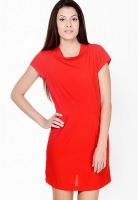 Pera Doce Red Colored Solid Shift Dress