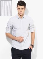 Tom Tailor Off White Striped Regular Fit Casual Shirt
