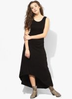 Latin Quarters Black Colored Solid Maxi Dress