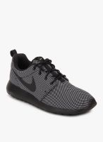 Nike Roshe One Premium Black Running Shoes