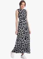 Vero Moda Black Colored Printed Maxi Dress