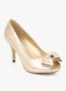 Carlton_London_Golden_Stilettos_7.jpg