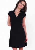 The gud look Black Colored Solid Shift Dress