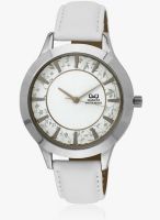 Q&Q Q845-301Y-Sor White/White Analog Watch