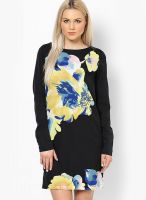 Vero Moda Black Colored Printed Shift Dress