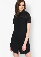 Vero Moda Black Colored Solid Shift Dress