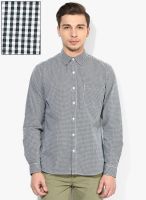 Blue Saint Green Checked Slim Fit Casual Shirt