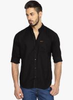 DERBY JEANS COMMUNITY Black Solid Slim Fit Casual Shirt