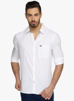 DERBY JEANS COMMUNITY White Solid Slim Fit Casual Shirt