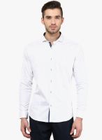 Invern by Monteil White Printed Slim Fit Casual Shirt