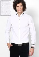 Wills Lifestyle White Solid Formal Shirt