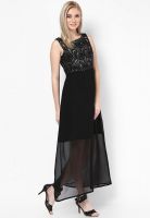 Raindrops Black Colored Solid Maxi Dress