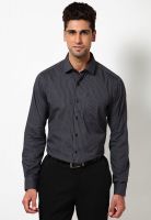 Wills Lifestyle Black Slim Fit Formal Shirt